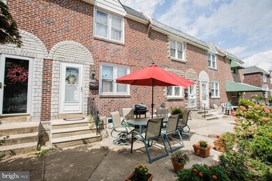 266 Westpark Ln, Clifton Heights, PA 19018 - photo 3