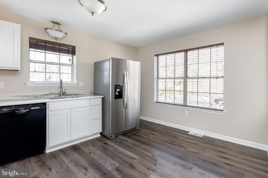 1303 Spruce St, Shady Side, MD 20764 - photo 4