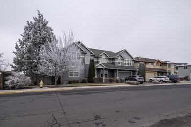 2-web-or-mls-2356 NE 5th St-2