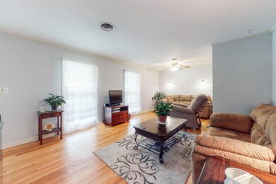 6 Living Room!