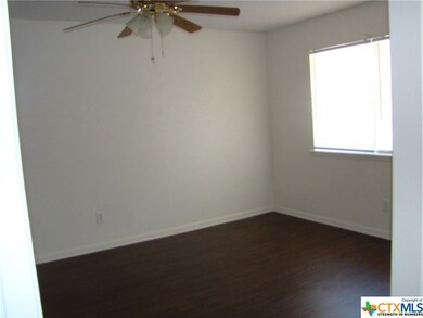 912 Randa St, Copperas Cove, TX 76522 - photo 3