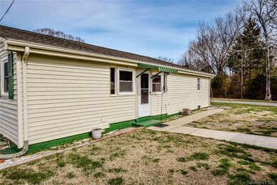 690 Mocksville Hwy, Statesville, NC 28625 - photo 7