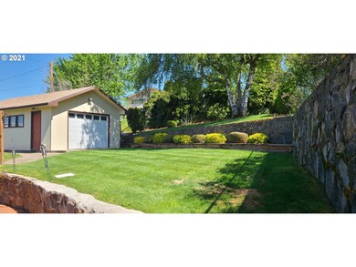 2208 Radio Way, the Dalles, OR 97058 - photo 3