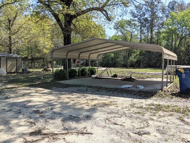 Double carport w/concrete slab