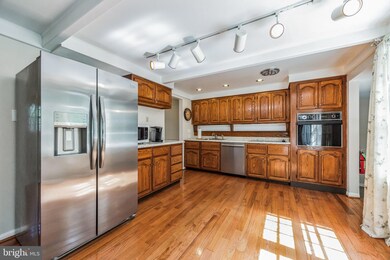 148 Pearlcroft Rd, Cherry Hill, NJ 08034 - photo 5