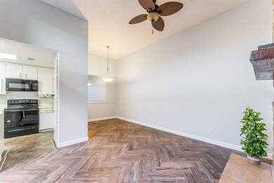 610 Bellaire Dr, Hurst, TX 76053 - photo 3