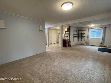 3208 Doris St unit A, Anchorage, AK 99517 - photo 5