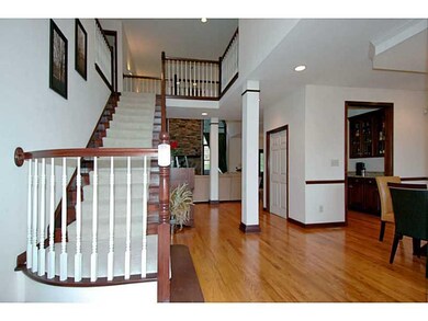 Entry/Foyer.