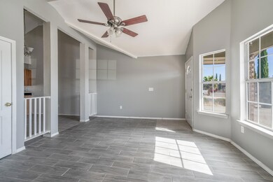 14313 Puentecillas Dr, Horizon City, TX 79928 - photo 3