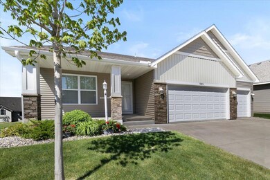 983 Aurora Cir, Red Wing, MN 55066 - photo 2