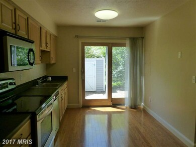 14015D Grumble Jones Ct, Centreville, VA 20121 - photo 4