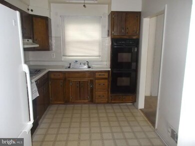 8503 Charlton Rd, Randallstown, MD 21133 - photo 7