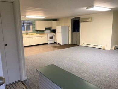 602 E State St, Cheboygan, MI 49721 - photo 4