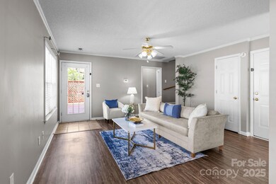 5940 Crape Myrtle Ln, Charlotte, NC 28216 - photo 6