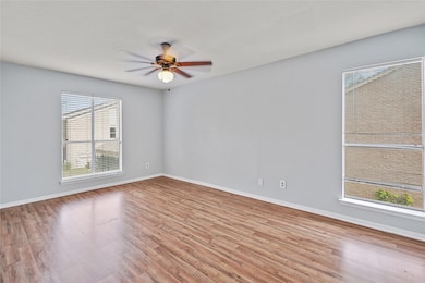 10211 Sugar Branch Dr unit 324, Houston, TX 77036 - photo 6