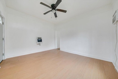 2116 Russell Ave SW, Roanoke, VA 24015 - photo 6