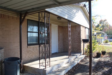 1010 Appleblossom Ln, Mesquite, TX 75149 - photo 2