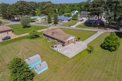 381 Pagan Rd, Smithfield, VA 23430 - photo 2