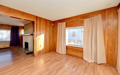 Dining Room (3)