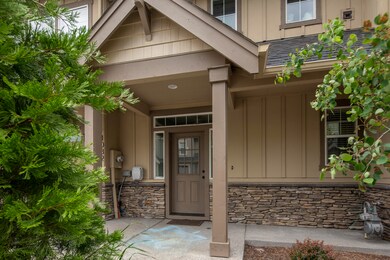 1032 SE Leonel Ln, Bend, OR 97702 - photo 2