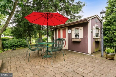 434 Parkview Dr, Mount Holly, NJ 08060 - photo 6