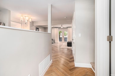 429 N Eddy St unit 5, South Bend, IN 46617 - photo 3