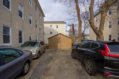 10 Lawnfair St, Worcester, MA 01602 - photo 4