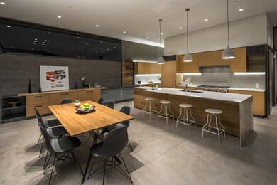Luxury real estate www.beSpokePhx.com