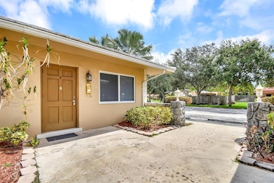 4751 NE 21st Terrace unit 4, Lighthouse Point, FL 33064 - photo 3