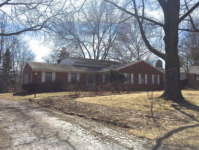 945 Greenridge, front of home