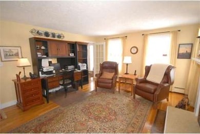 192 Stonecleave Rd, North Andover, MA 01845 - photo 5