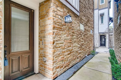 734 Yale St unit C, Houston, TX 77007 - photo 3