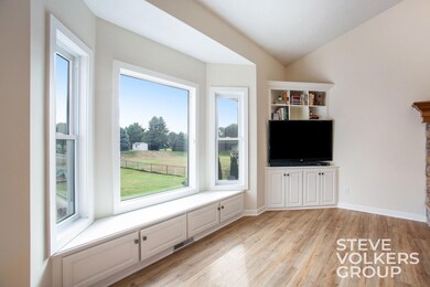 2211 Vansingel Lake Drive SW
