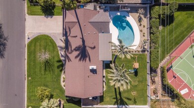 Expertly Designed Yard