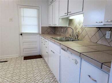 238 Yellowcreek St, Homer City, PA 15748 - photo 7