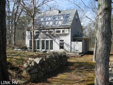 7 Kettle Hole Ln, Vineyard Haven, MA 02568 - photo 2