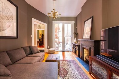 FAMILY ROOM W/GAS FIREPLACE