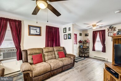 118 W Baltimore St, Taneytown, MD 21787 - photo 3