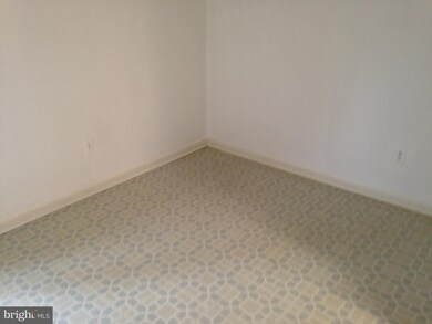 11208 Chestnut Grove Square unit 209, Reston, VA 20190 - photo 7