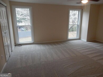 1057 Riverbend Club Dr SE, Atlanta, GA 30339 - photo 6