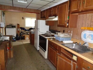 48 State St, Millinocket, ME 04462 - photo 3