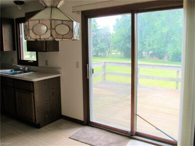 Eat-In Kitchen
