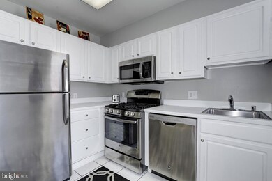 1827 Florida Ave NW unit 403, Washington, DC 20009 - photo 7