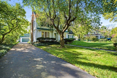 2425 Bryden Rd, Columbus, OH 43209 - photo 3