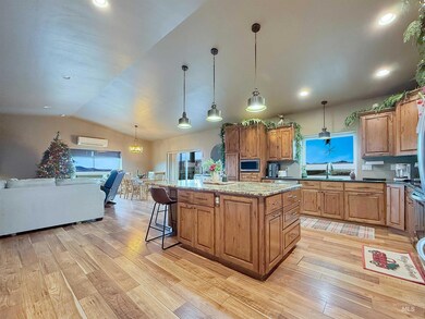 1030 Tempest Ln, Viola, ID 83872 - photo 5