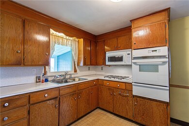 70 Legion Way, Riverside, RI 02915 - photo 7