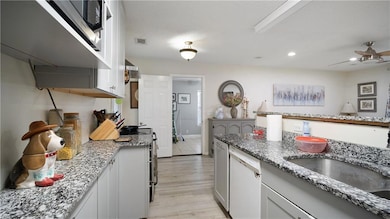 506 Wild Heron Rd, Savannah, GA 31419 - photo 6