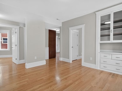 17 Chelmsford St unit 2, Dorchester, MA 02122 - photo 2