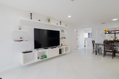 4963 Pine Cone Ln, West Palm Beach, FL 33417 - photo 6