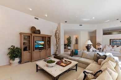 017_Living Room